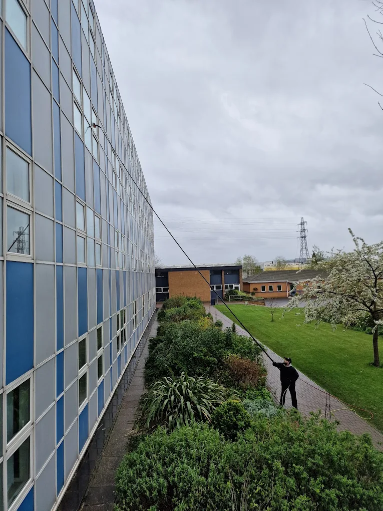 BG Window & Gutter Cleaning, window cleaner in Slough