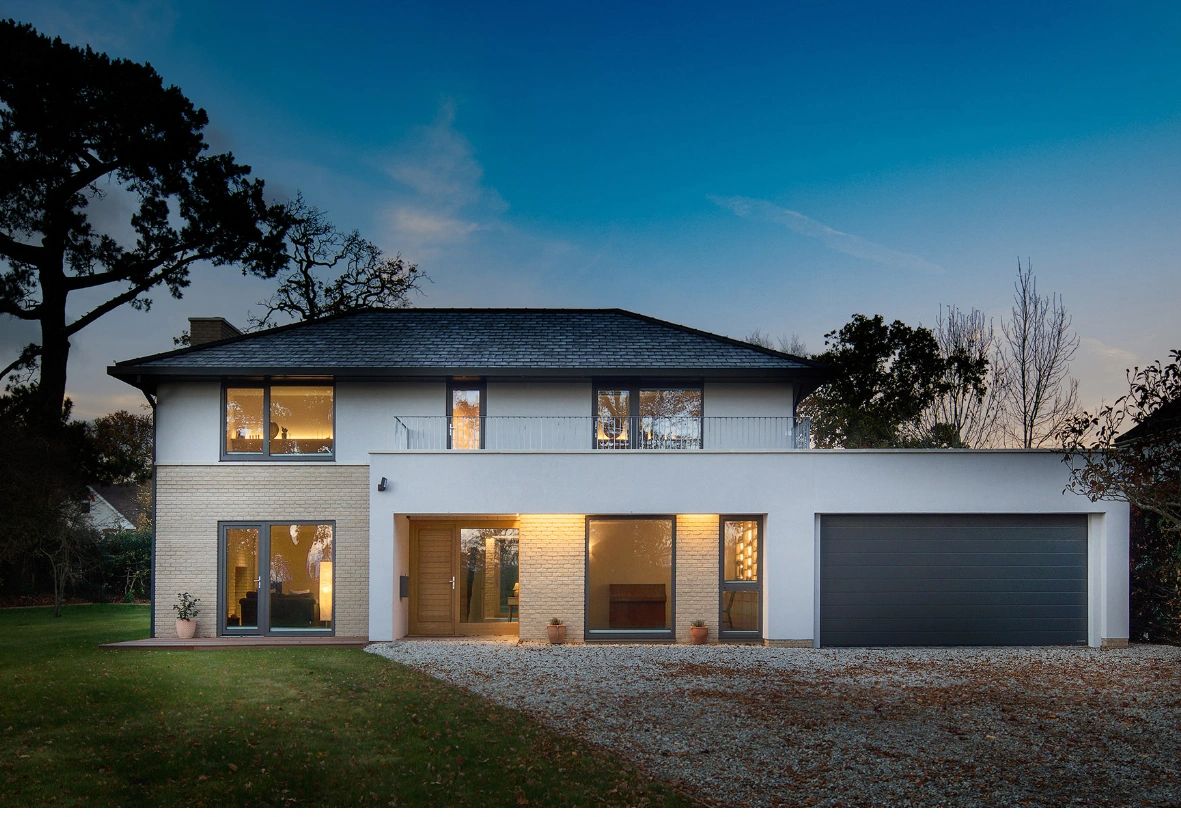 Howarth Construction Contracts Ltd - Poole, GB-ENG, electrician in Poole