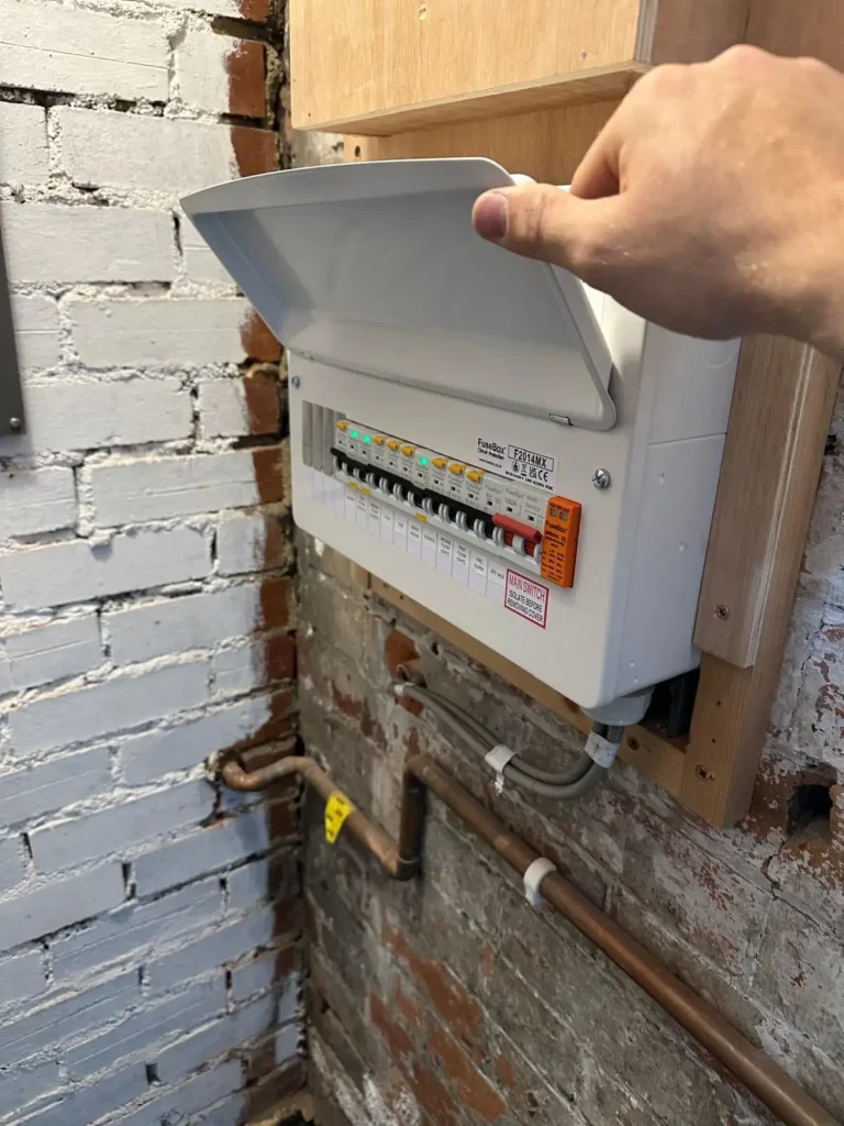 HB Electrical Services Ltd, electrician in Leeds