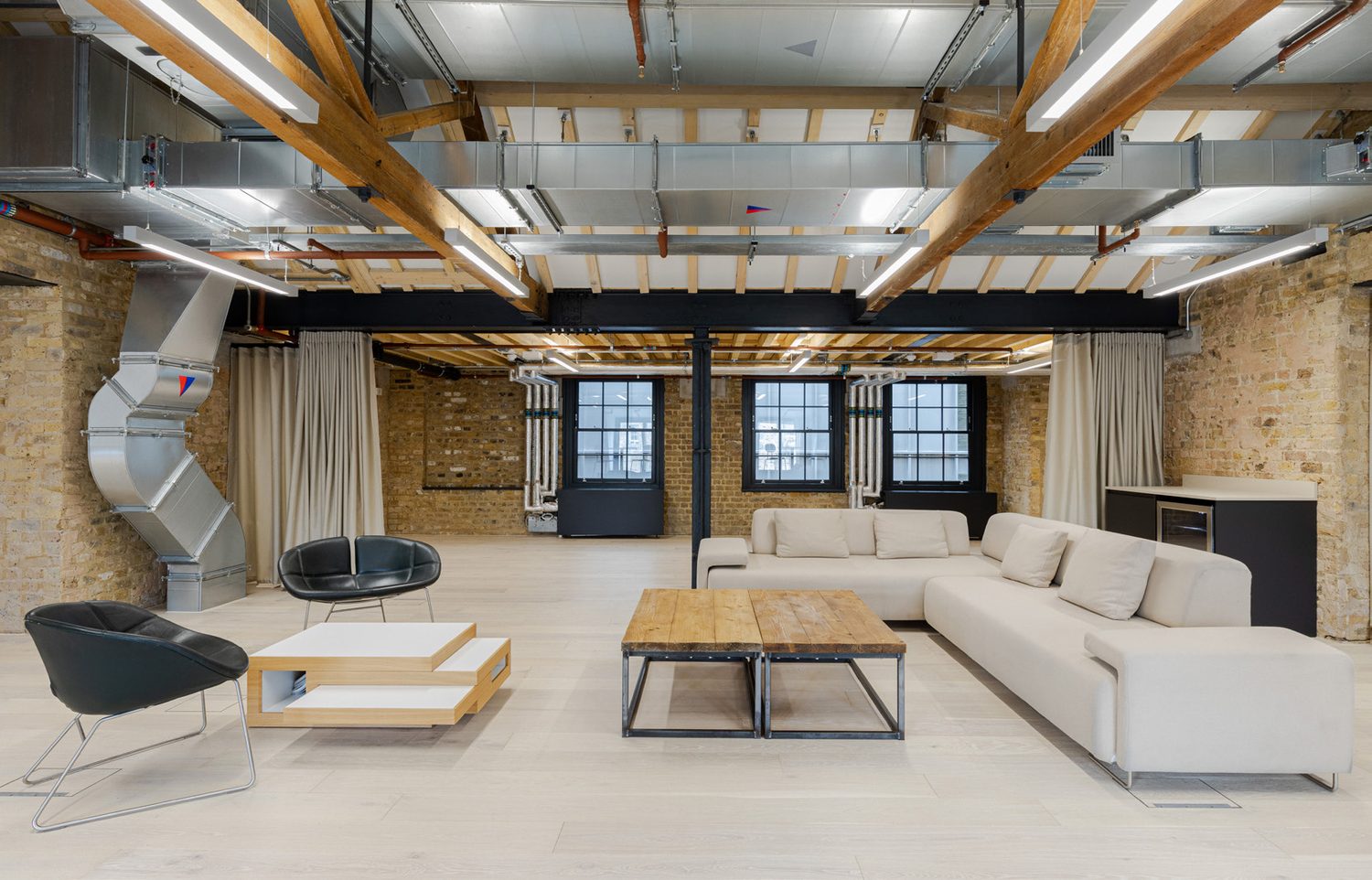 Roman Electrical Limited, electrician in Grays