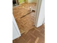 floorsandingepsom.com logo, flooring fitter in Banstead