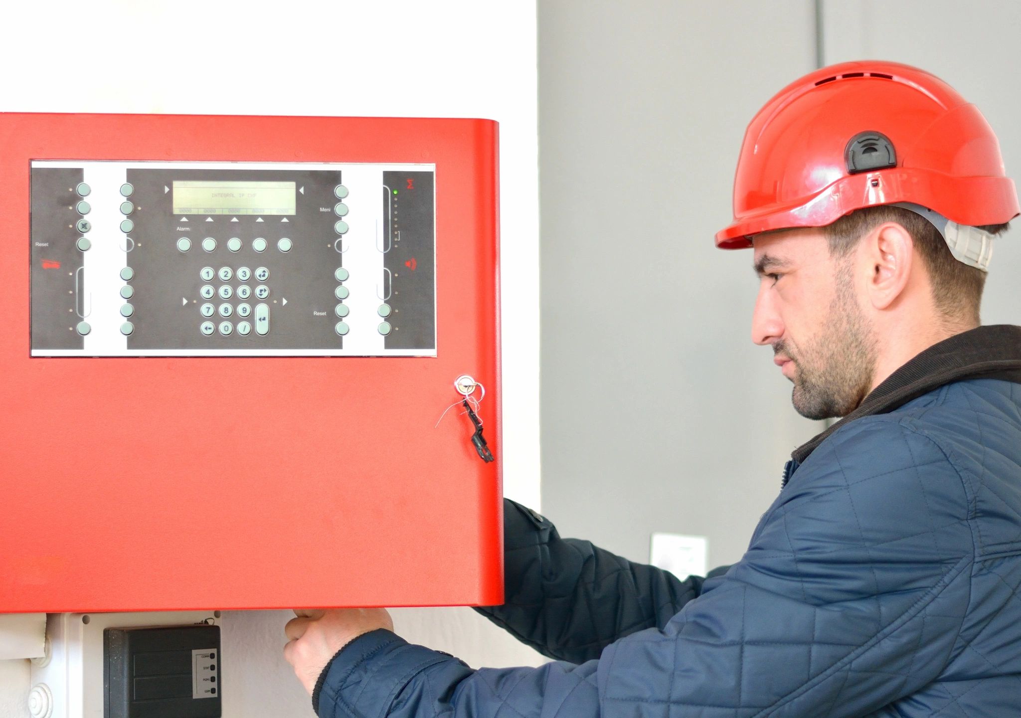 FIRE ALARM SYSTEM & ELECTRICAL TESTING LTD, electrician in London