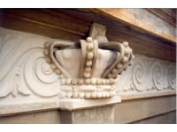 Aardvark Plasterworks logo, tree surgeon in Iwerne Minster
