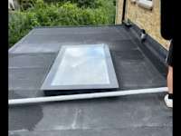 TM Roofing logo, roofer in Guildford