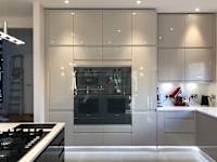 Inspirational Interiors logo, painter and decorator in Banstead