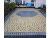 S & D Paving And Patios logo, driveway and patio installer in Caterham