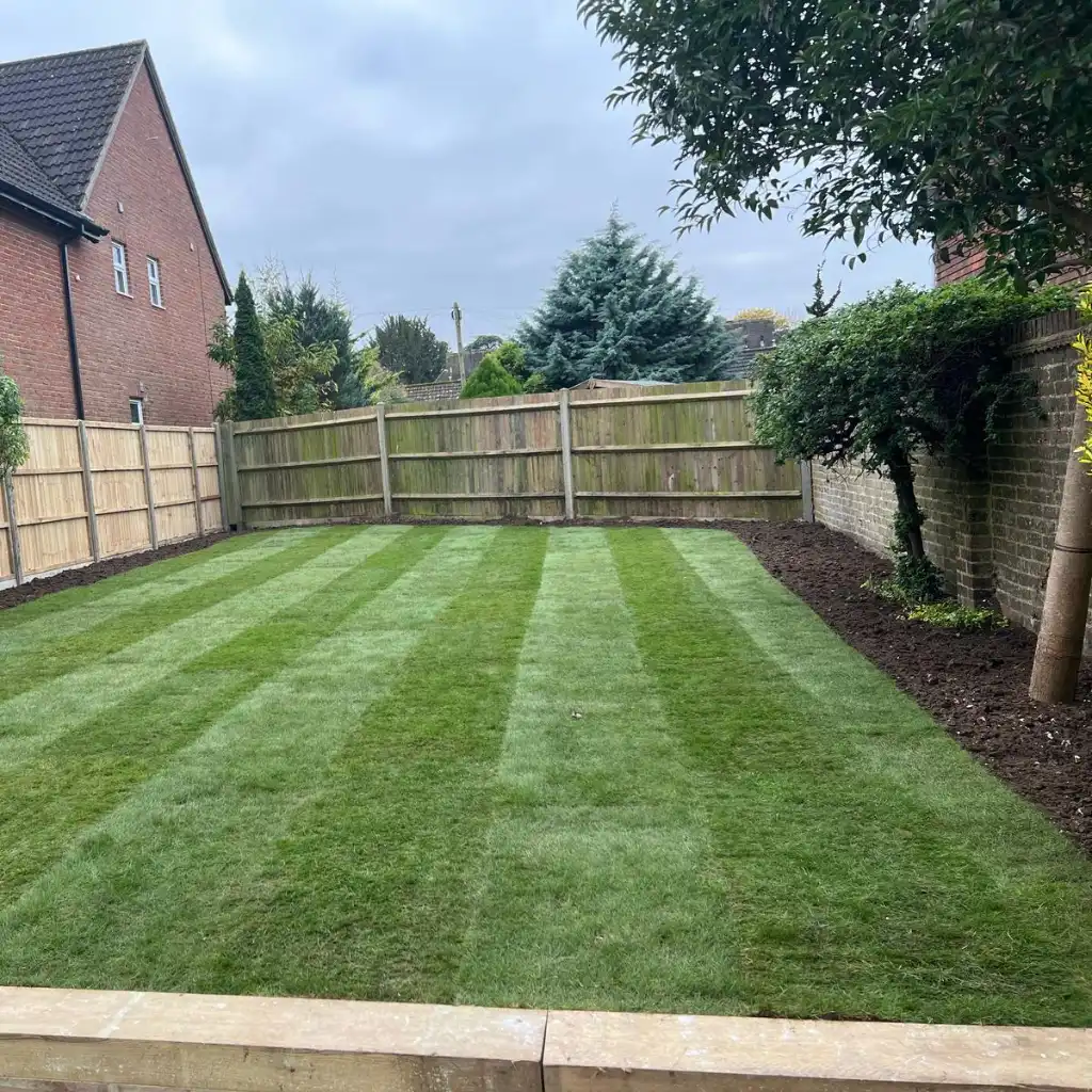 Brooks Gardening Ltd, landscaper in Epsom