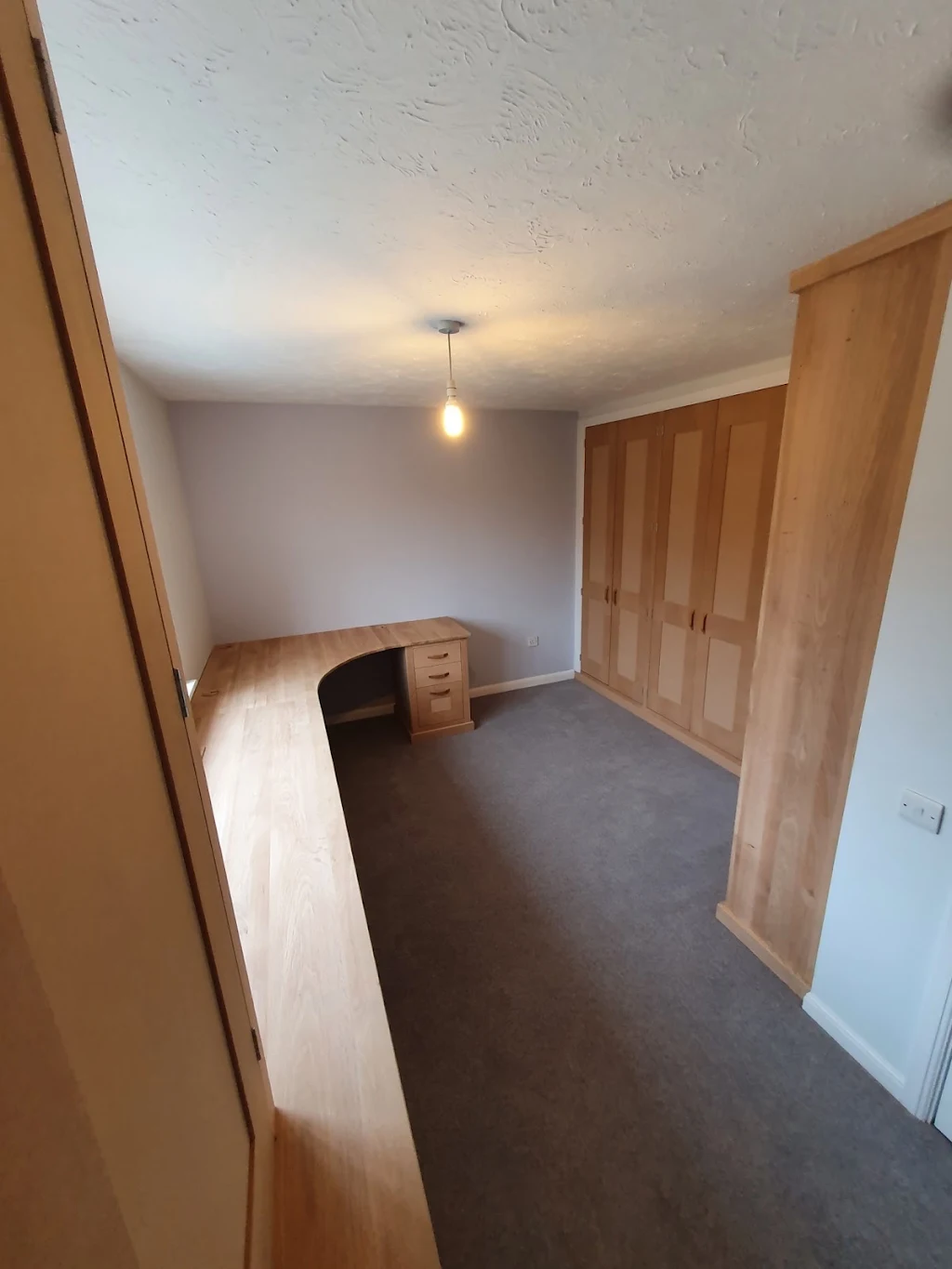 M K H Carpentry & Joinery, carpenter in Eastleigh
