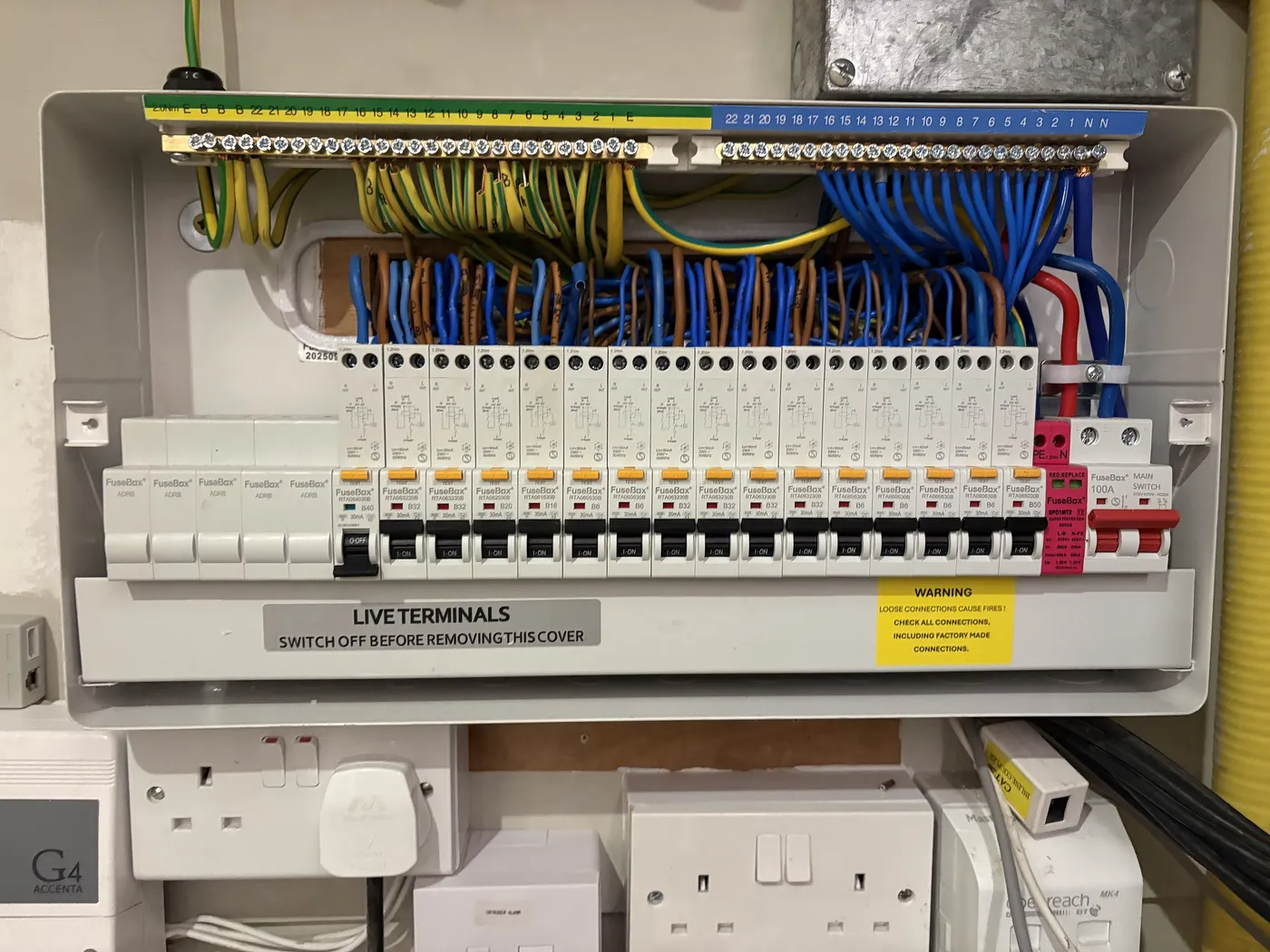 New-Gen Sparks Ltd, electrician in London